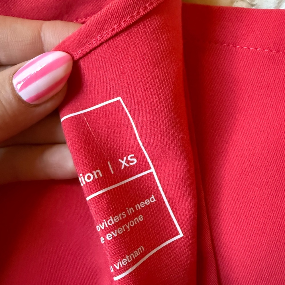 FIGS Red Cargo Jogger Pants - Picture 2 of 3